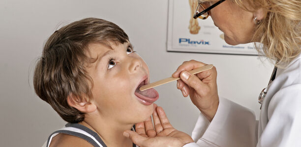 Bild zu Antibiotika-Serie der YoungDGPI - Ambulante Standardbehandlung bei akuten Halsschmerzen