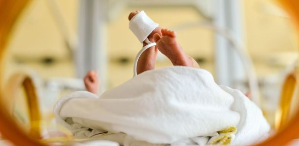 Bild zu Versorgung - Frühgeborene an der Grenze zur Lebensfähigkeit