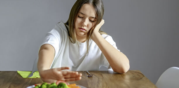 Bild zu Essstörungen - Steigt die Inzidenz von Anorexia nervosa in der Corona-Pandemie?